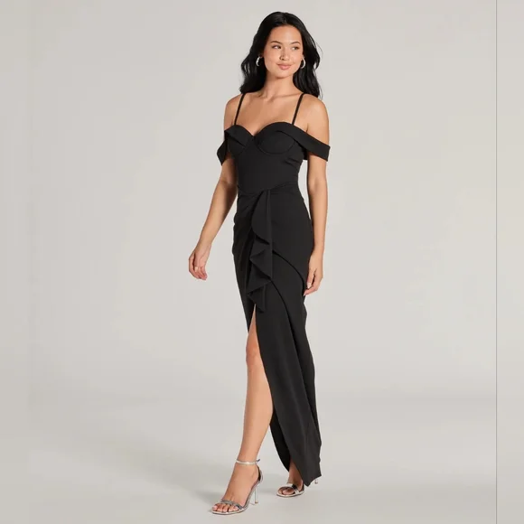 Windsor Bridget Off-The-Shoulder Slim Crepe Formal Dress - Picture 2 of 4